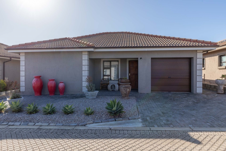 2 Bedroom Property for Sale in Dana Bay Western Cape